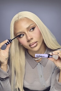Serum-Infused Mascaras Image 1