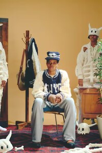 Hand- Knitted Joint Apparel Image 4