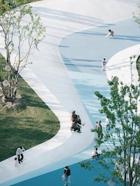 Colorful Municipal Recreational Facilities Image 3