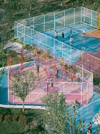 Colorful Municipal Recreational Facilities Image 4