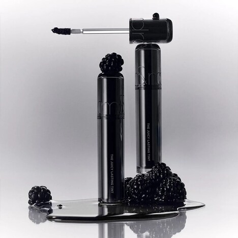 Black-Colored Lip Tint Sets