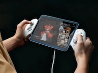 Certified Mobile Gaming Controllers Image 2