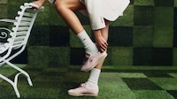 70s-Inspired Sports Sneakers Image 3
