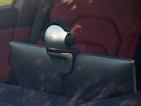 Cartoonish In-Car Connectivity Robots Image 4