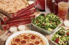 Community-Focused Holiday Pizzeria Promotions