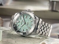 Opal Dial Timepieces Image 3