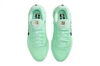 Statue-Inspired Basketball Shoes Image 4