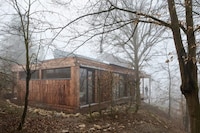 Valley-Sited Home Extensions