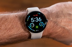 Fast-Charging Smartwatches
