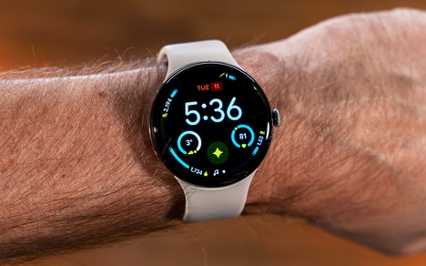 Fast-Charging Smartwatches