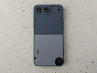Mini-Sized Alternative Smartphones Image 3
