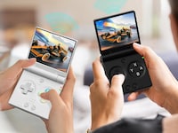 Retro Clamshell-Style Gaming Consoles Image 8