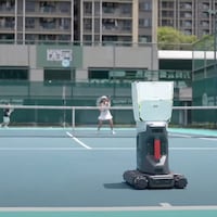 AI-Powered Tennis Training Robots Image 1