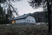 Forest Cottage Renewals Image 1