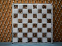 Flat-Pack Chess Sets Image 3
