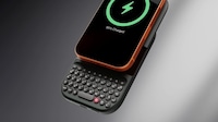 Magnetic Mobile Device Keyboards Image 3