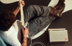 Quad-Connection Mobile Speakers