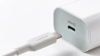 Low-Cost Retailer Tech Chargers Image 2