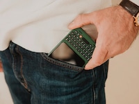 Tactile Keyboard Phones Image 7