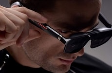 Collaborative Gaming Display Glasses