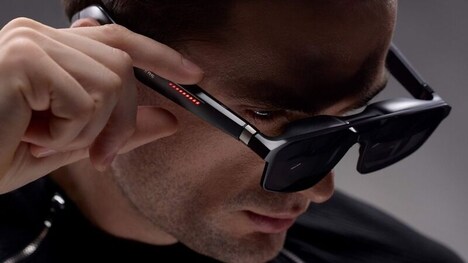 Collaborative Gaming Display Glasses