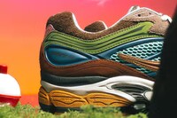 Trail Performance Sneakers Image 4