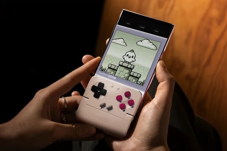 Retro-Inspired Smartphone Gaming Controllers