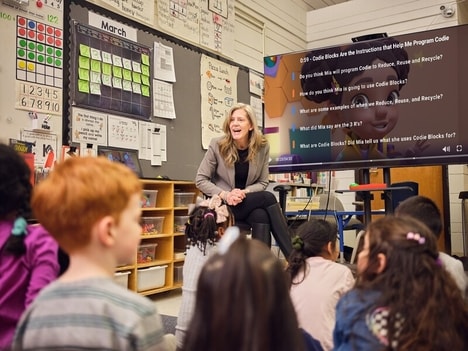 Hands-On Modern Educational Systems