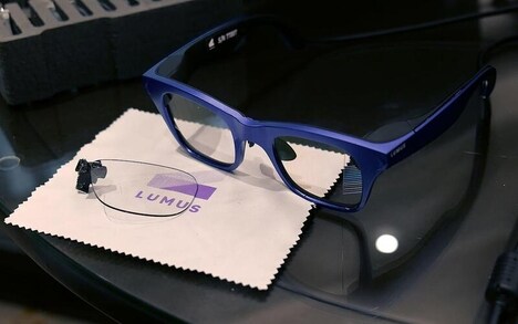 Expanded AR Field-Of-View Smartglasses