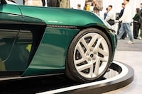 Featherweight Sports EVs Image 3