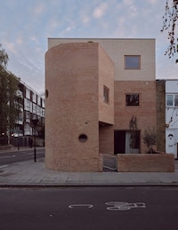 Sculptural Brick Homes Image 2