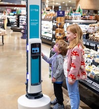 Next-Gen Autonomous Retail Robots Image 2