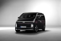 Long-Haul Electric Vans Image 1
