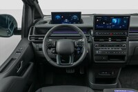 Long-Haul Electric Vans Image 8