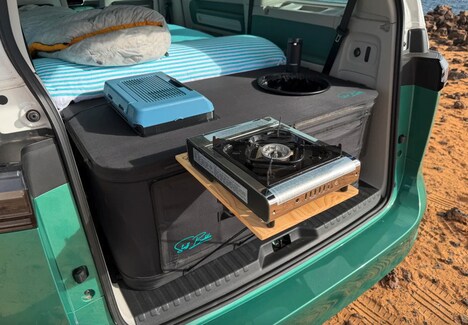 Inflatable Vehicular Kitchen Units