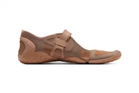 Sport Collaboration Shoes Image 3