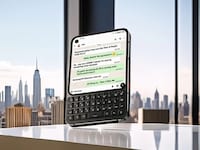 Tactile Productivity Smartphones Image 1
