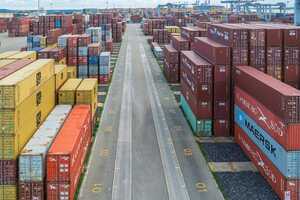 Global Supply Chains Article Thubnail