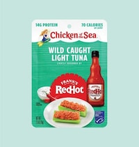 Hot Sauce-Topped Tuna Ads Image 2
