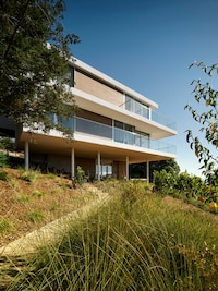 Hillside Bay Residences Image 2