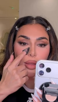 Pressed Powder Phone Grips Image 1
