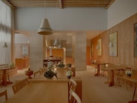 Warm Fine-Dining Restaurants Image 2