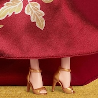 Festive Lunar Doll Figures Image 4