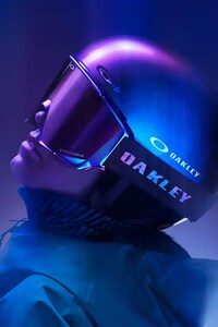 Iridescent Performance Gear Image 2