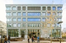 Gallery-Like Retail Floors