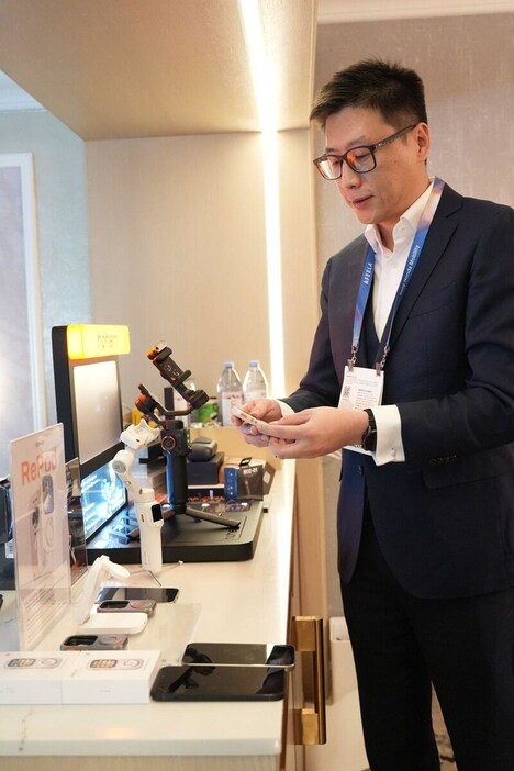 Exclusive AI-Driven Hardware Exhibitions