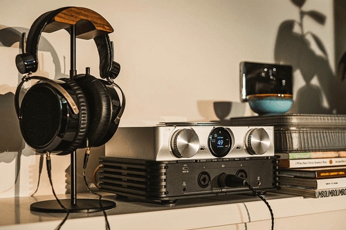 High-End Audio Components