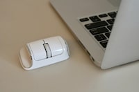 Nano-Sized Computer Peripherals Image 5