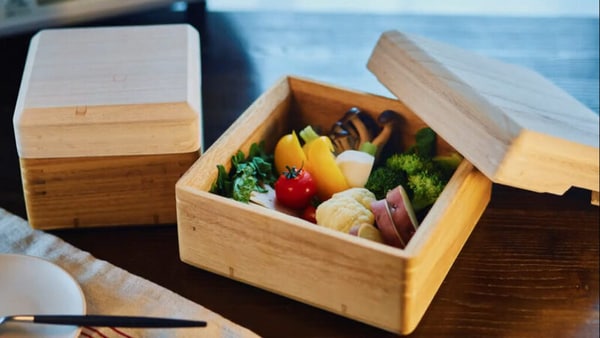 Microwave-Friendly Wooden Steamers