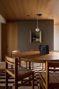 Minimalist Townhouse Renos Image 2
